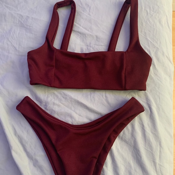 Women’s bikini - Picture 1 of 1